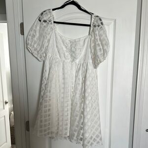 White Baevely Checkered Women's Top